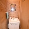 トイレ横洗面台03