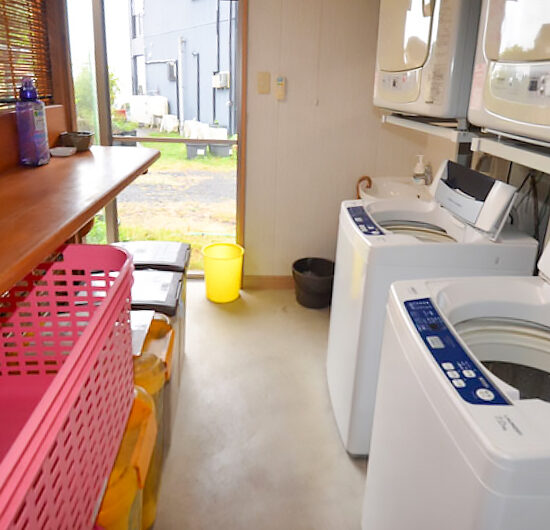 3・4号室棟1階共有スペース内（洗濯場）02