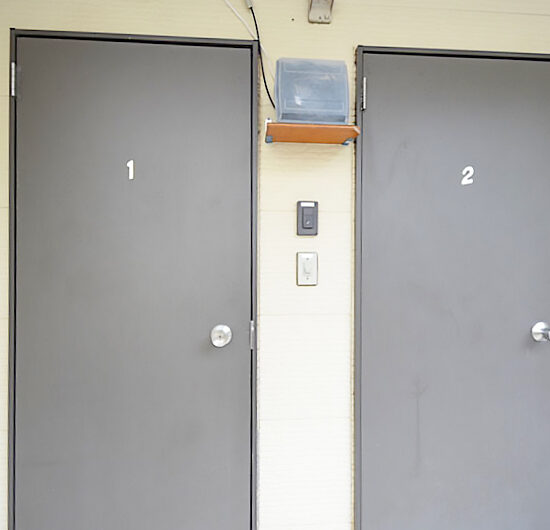 1・2号室外観（玄関）