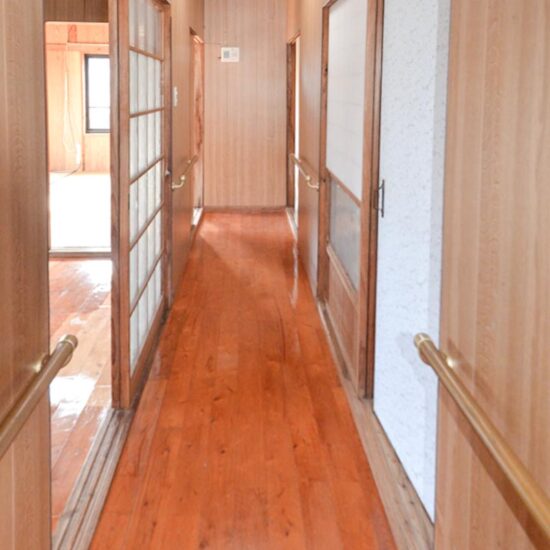 キッチン側廊下