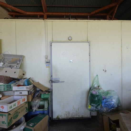 鉄骨スレート屋根倉庫02