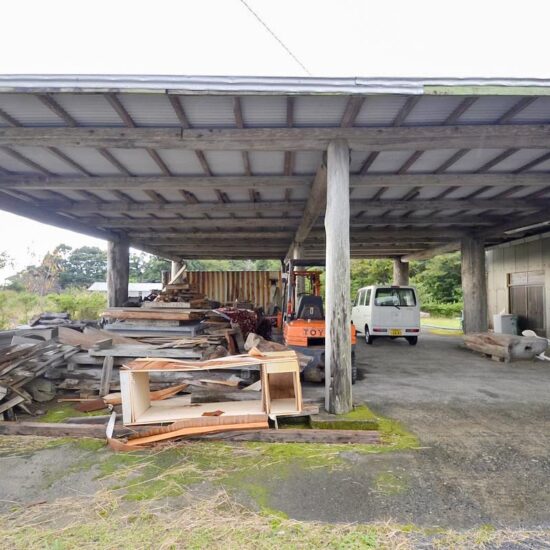 外観04（駐車場･資材置き場）