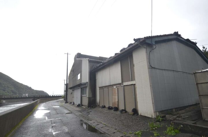 IS-250003【一湊売倉庫】価格改定 – 屋久島パイン株式会社