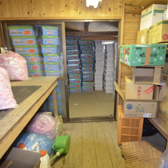 倉庫Ａ内観13（板間）