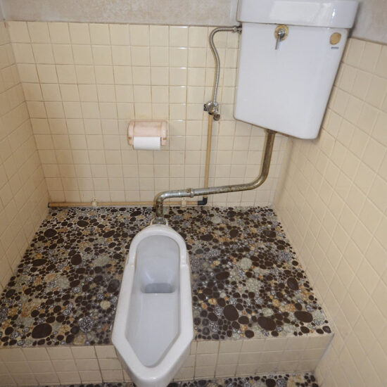 店舗トイレ