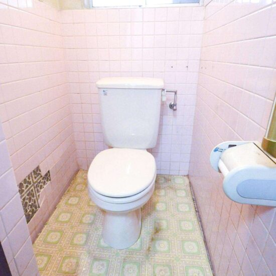 トイレ03