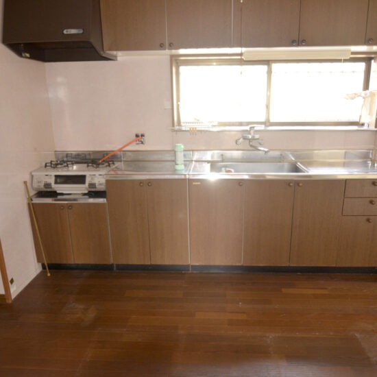 母屋側　キッチン