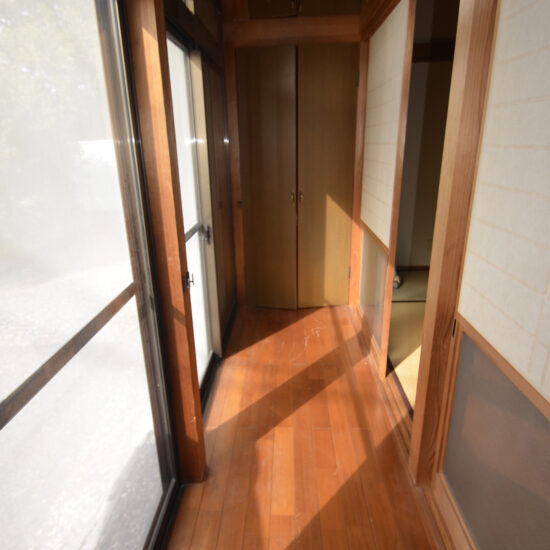 母屋側　縁側01