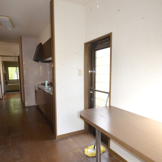 母屋側　ユーティリティ～キッチン（勝手口）