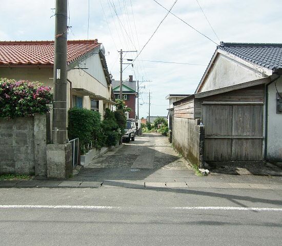 公道よりの入口