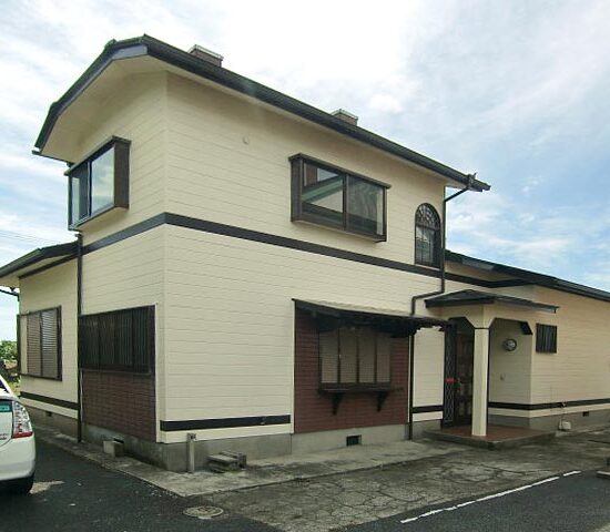 外観写真（正面側）