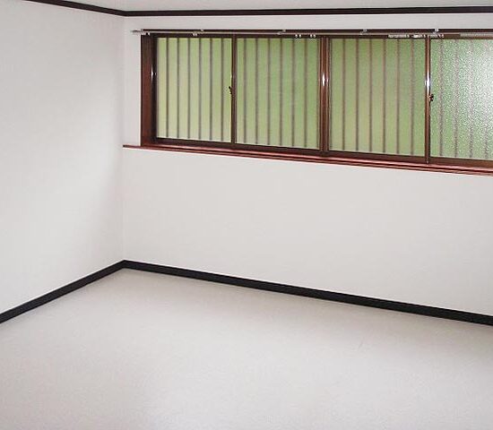 洋室10帖（窓側）