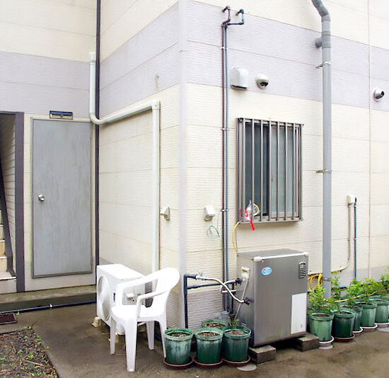 3・4号室外観（階段）02