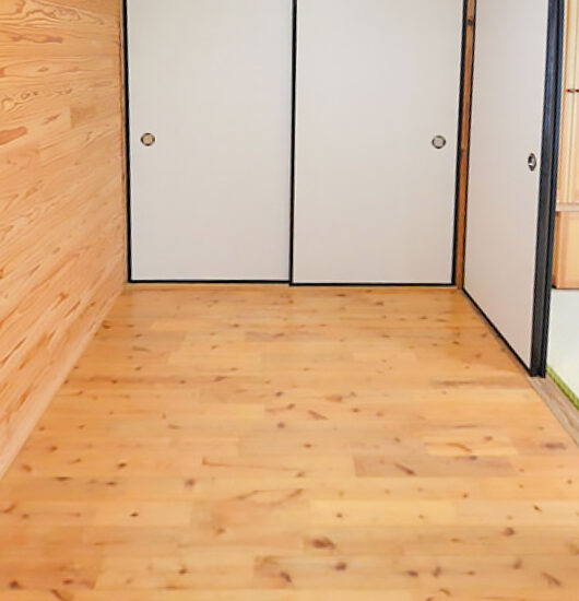 洋室3帖フローリング03