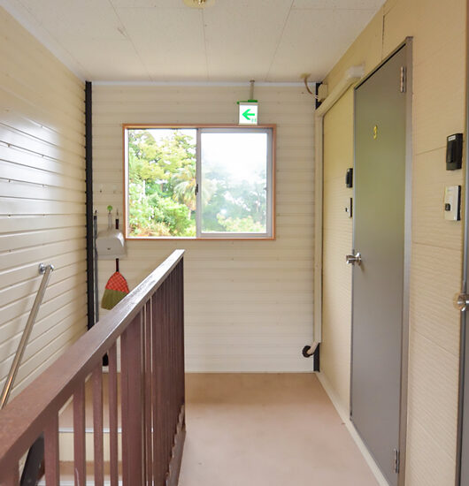 3・4号室内観（ホール）01