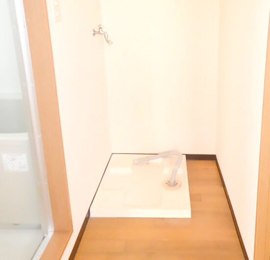 洗濯機置き場・バス・トイレ